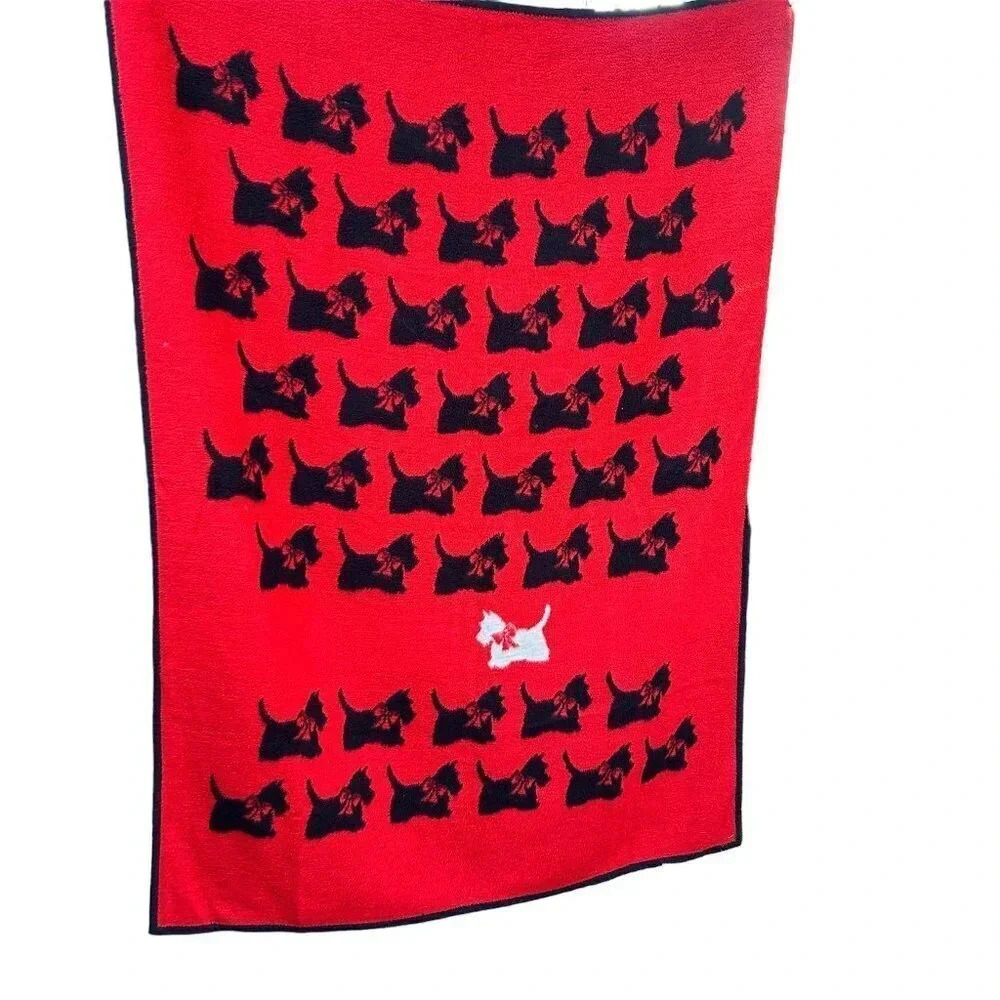 Biederlack USA Red and Black Scottie Dog Reversible Plush Blanket